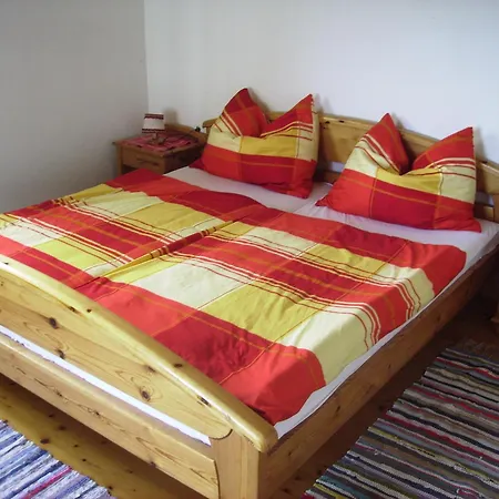 ファームステイ Bauernhof Manuela Perner ヌスドルフ・アム・アターゼー